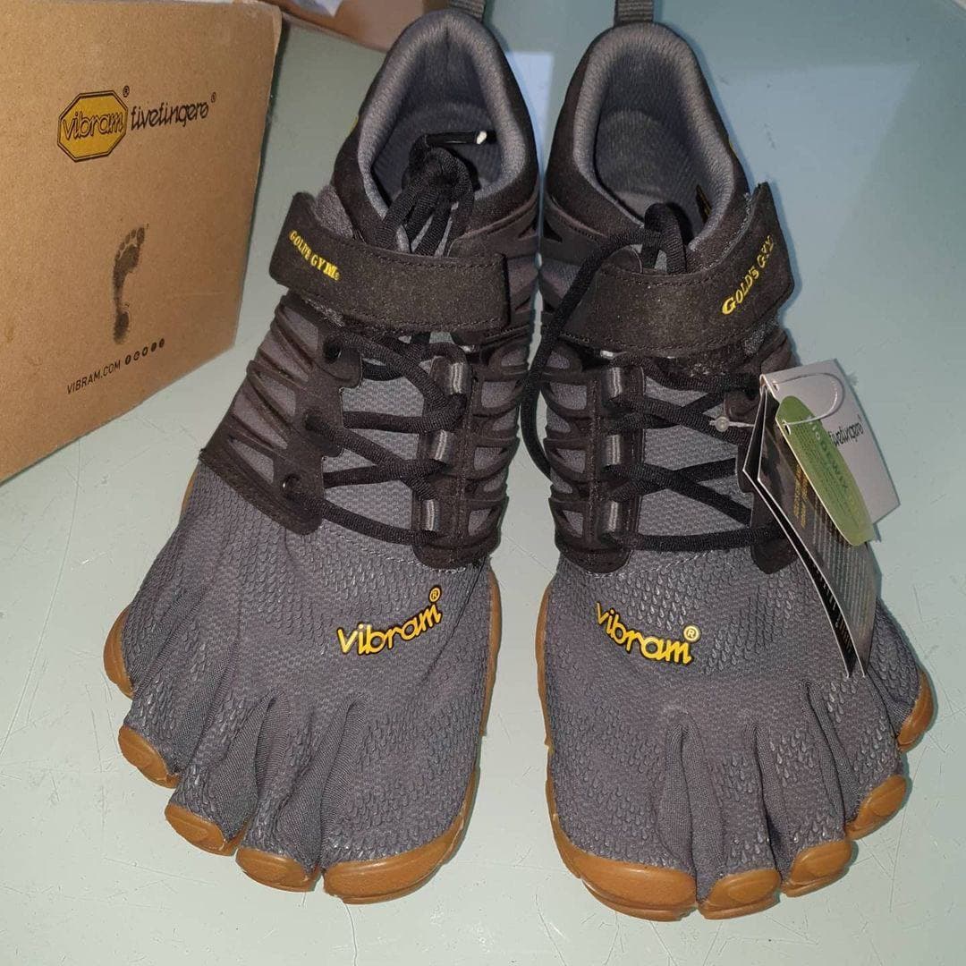 Vibram выпустили новую модель кроссовок FiveFingers V-NEOP